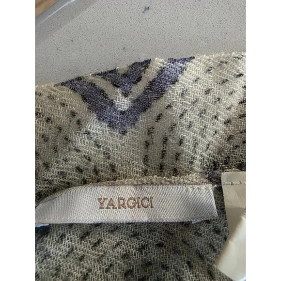 Women's YARGICI Beige & Blue Patterned Wool Scarf One Size - Picture 6 of 7